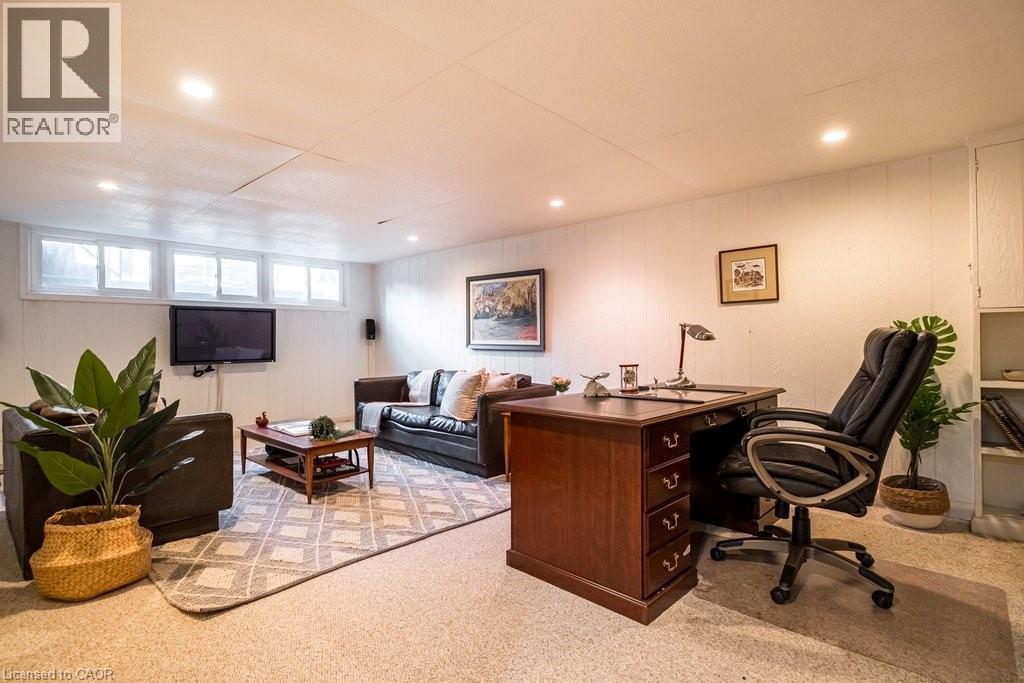 587 Sharalin Court, Burlington, Ontario  L7T 2N7 - Photo 38 - 40821056