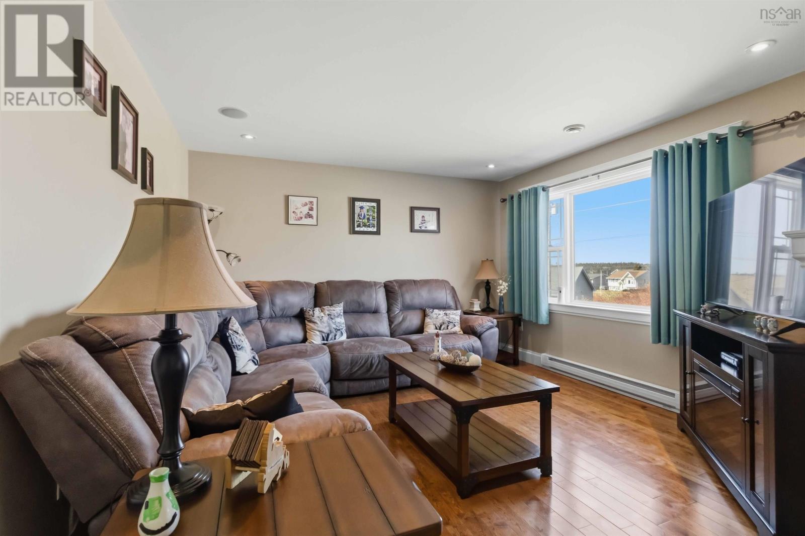 130 Ridding Road, Eastern Passage, Nova Scotia  B3G 0E1 - Photo 6 - 202607632