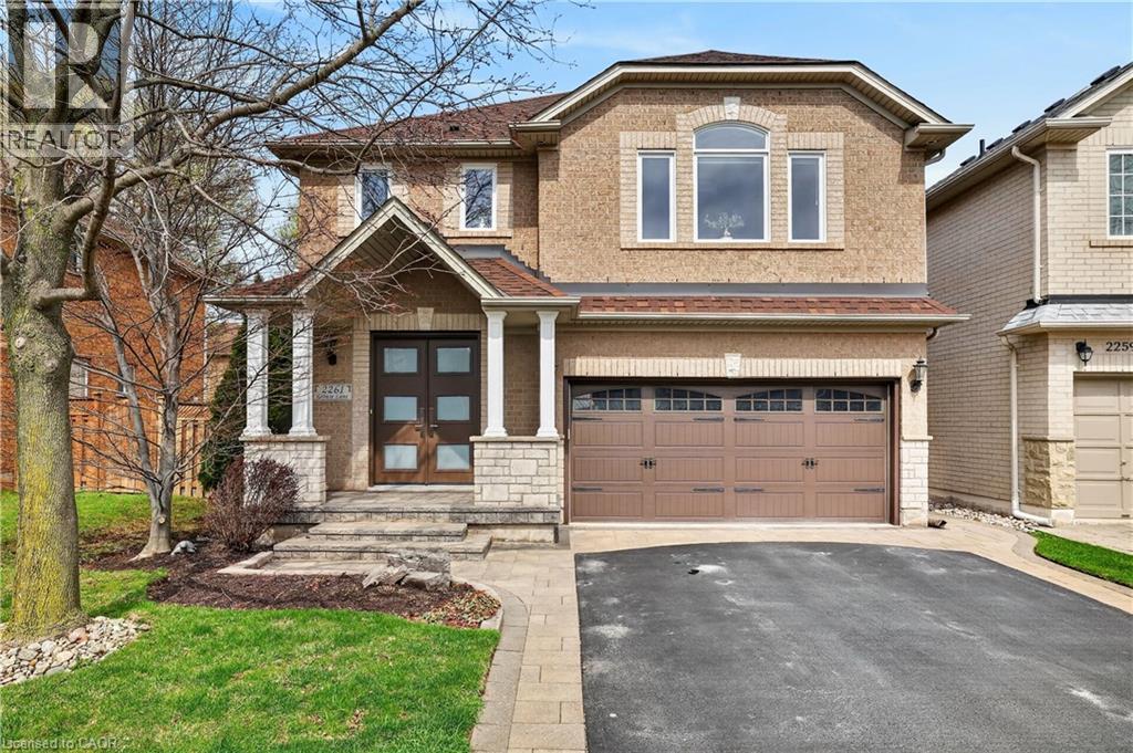 2261 GROUSE Lane, Oakville, Ontario