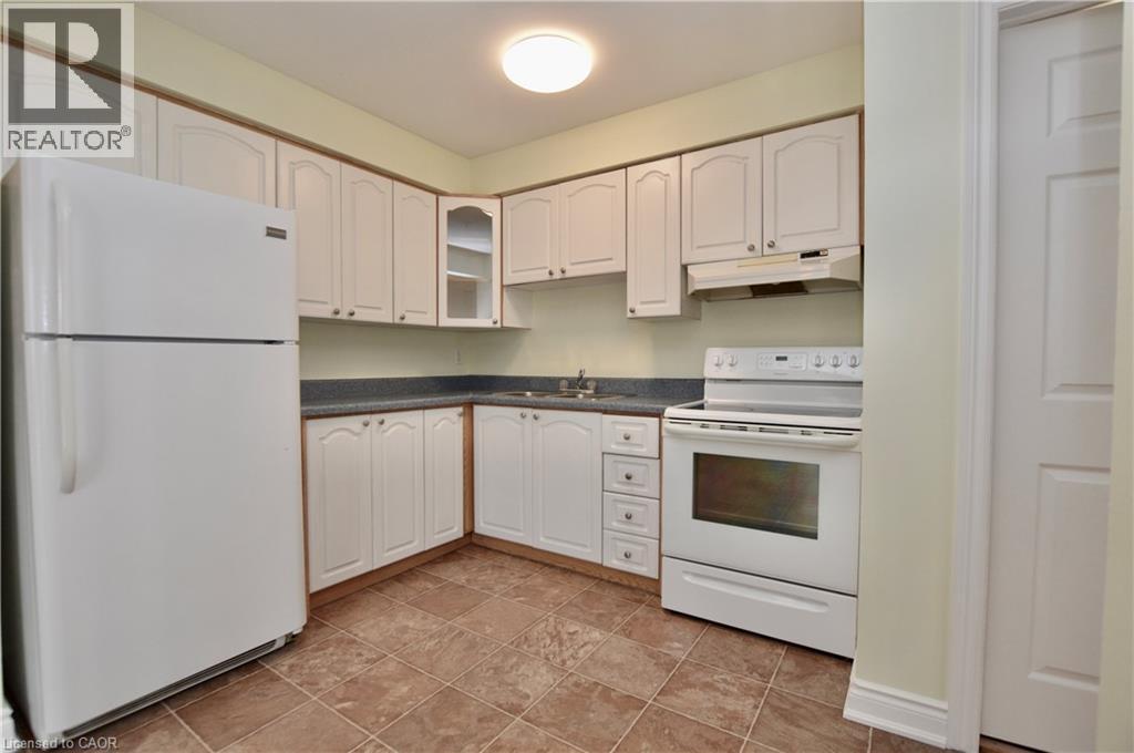 977 Francis Road Unit# 2, Burlington, Ontario  L7T 3Z1 - Photo 6 - 40786826