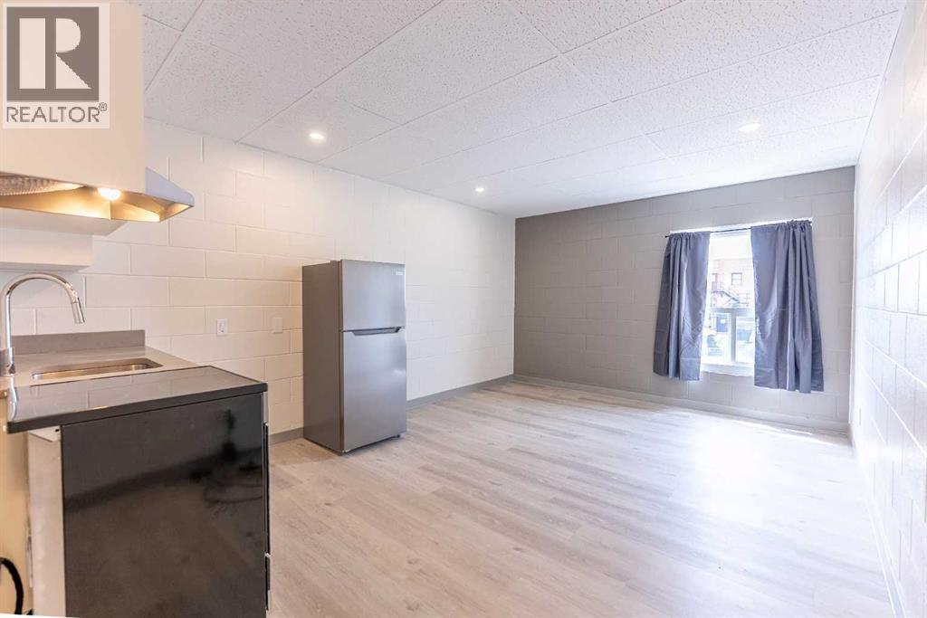 1-19 (No 3 Or 13), 4940 49 Street, Rocky Mountain House, Alberta  T4T 1B6 - Photo 8 - A2234841