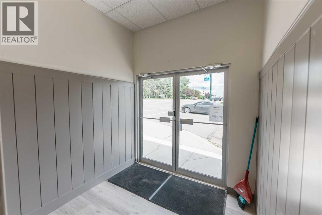 1-19 (No 3 Or 13), 4940 49 Street, Rocky Mountain House, Alberta  T4T 1B6 - Photo 19 - A2234841