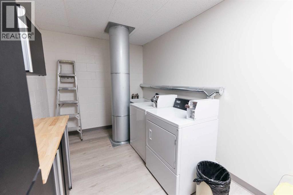 1-19 (No 3 Or 13), 4940 49 Street, Rocky Mountain House, Alberta  T4T 1B6 - Photo 34 - A2234841