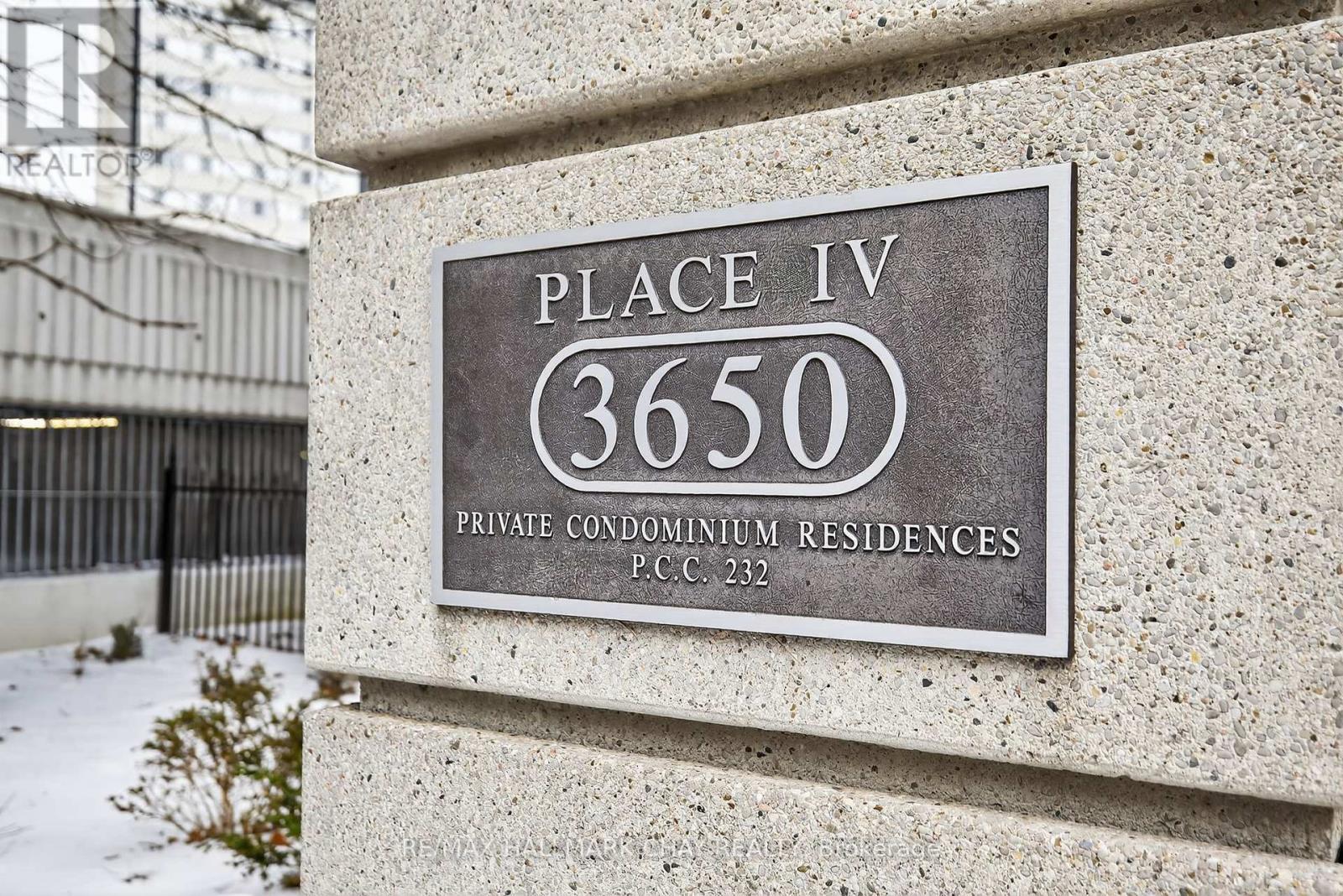 501 - 3650 Kaneff Crescent, Mississauga, Ontario  L5A 4A1 - Photo 4 - W12682862