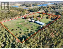 2041 FLOS 4 ROAD W, Springwater, Ontario