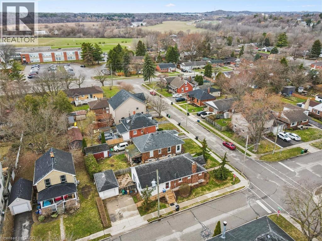 605 Waterloo Street S, Cambridge, Ontario  N3H 1P4 - Photo 30 - 40819179