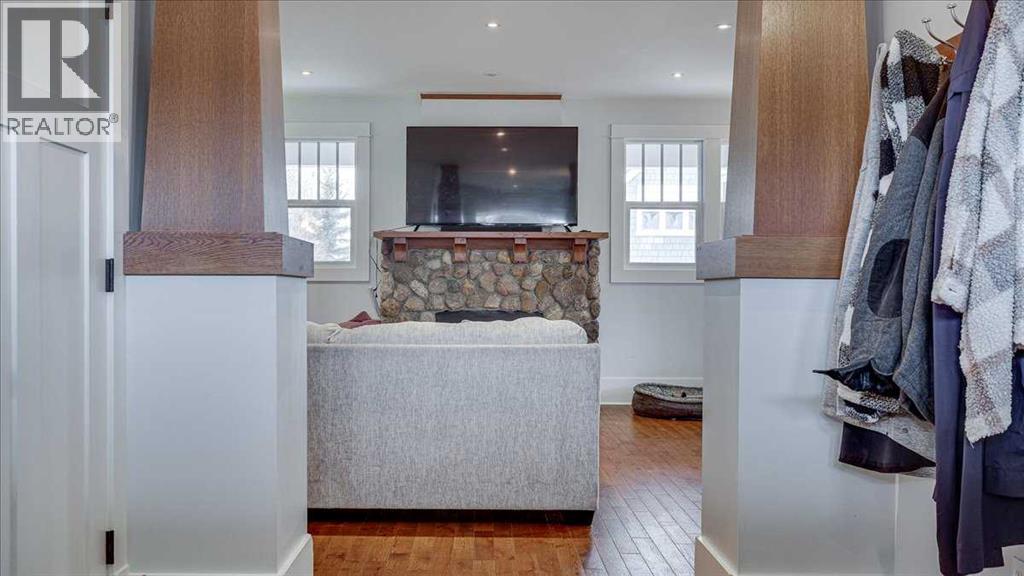 257 Canal Street, Rural Ponoka County, Alberta  T4J 1V9 - Photo 3 - A2301761