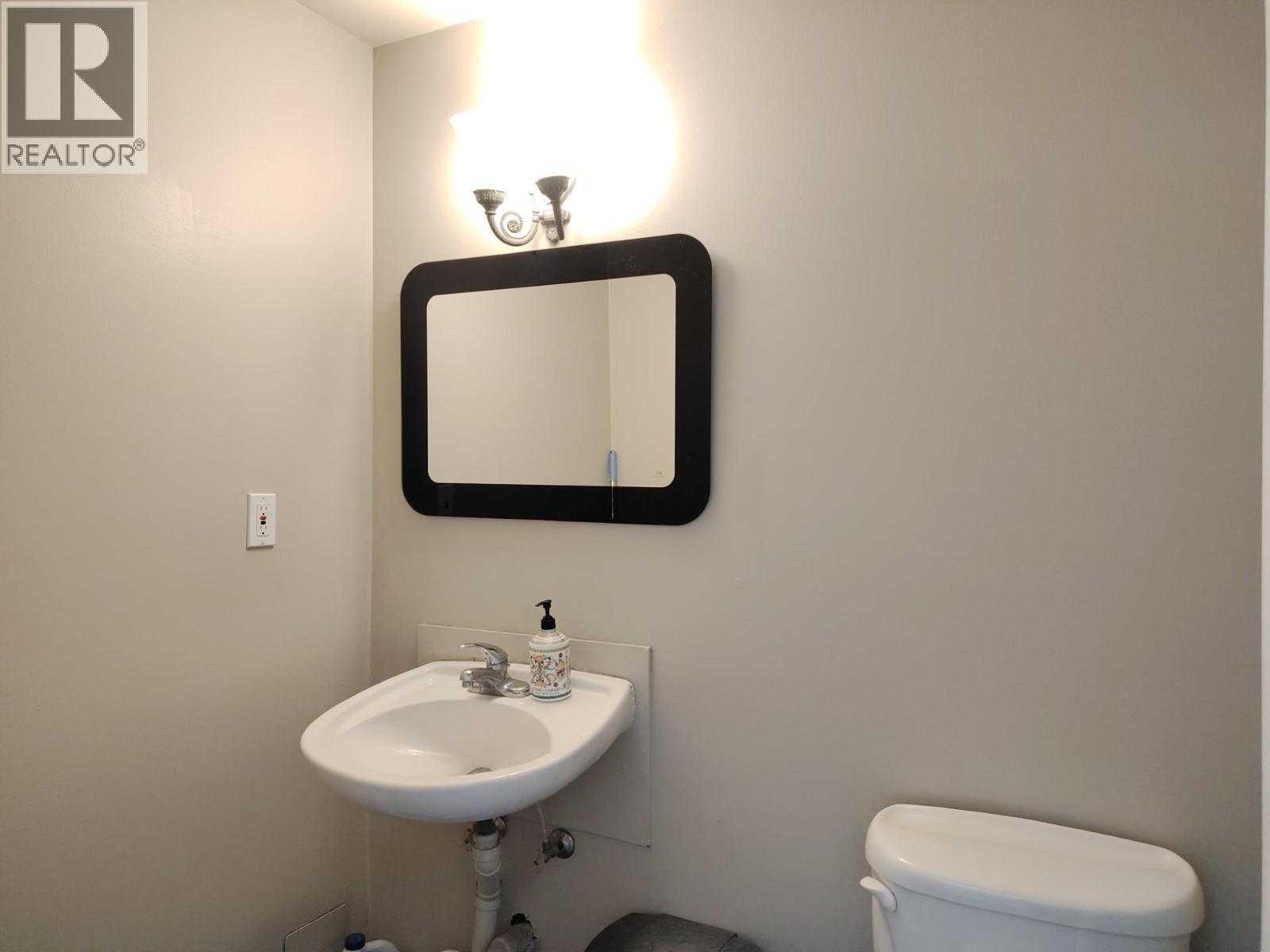 Unknown Address, ,    - Photo 6 - C8077893