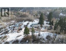 1381 3B Highway, Warfield, British Columbia