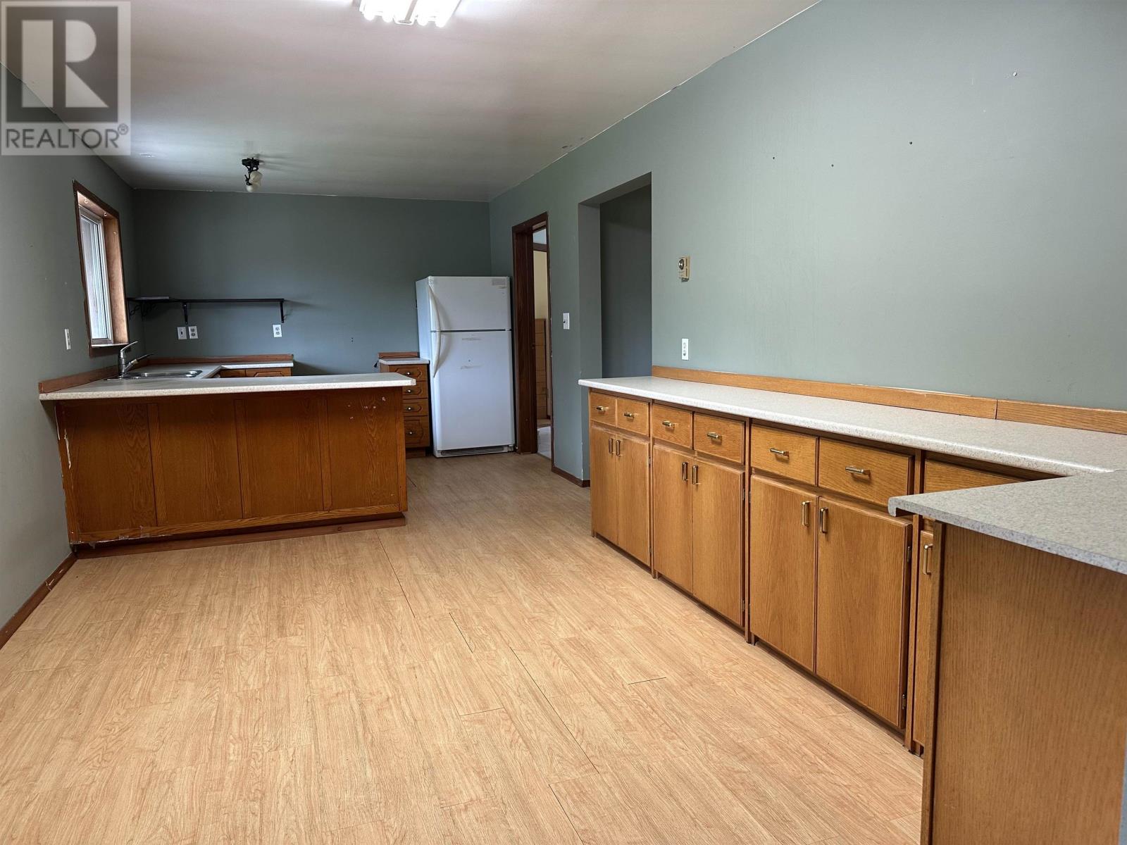 100 Centennial Dr, Schreiber, Ontario  P0T 2S0 - Photo 11 - TB252681