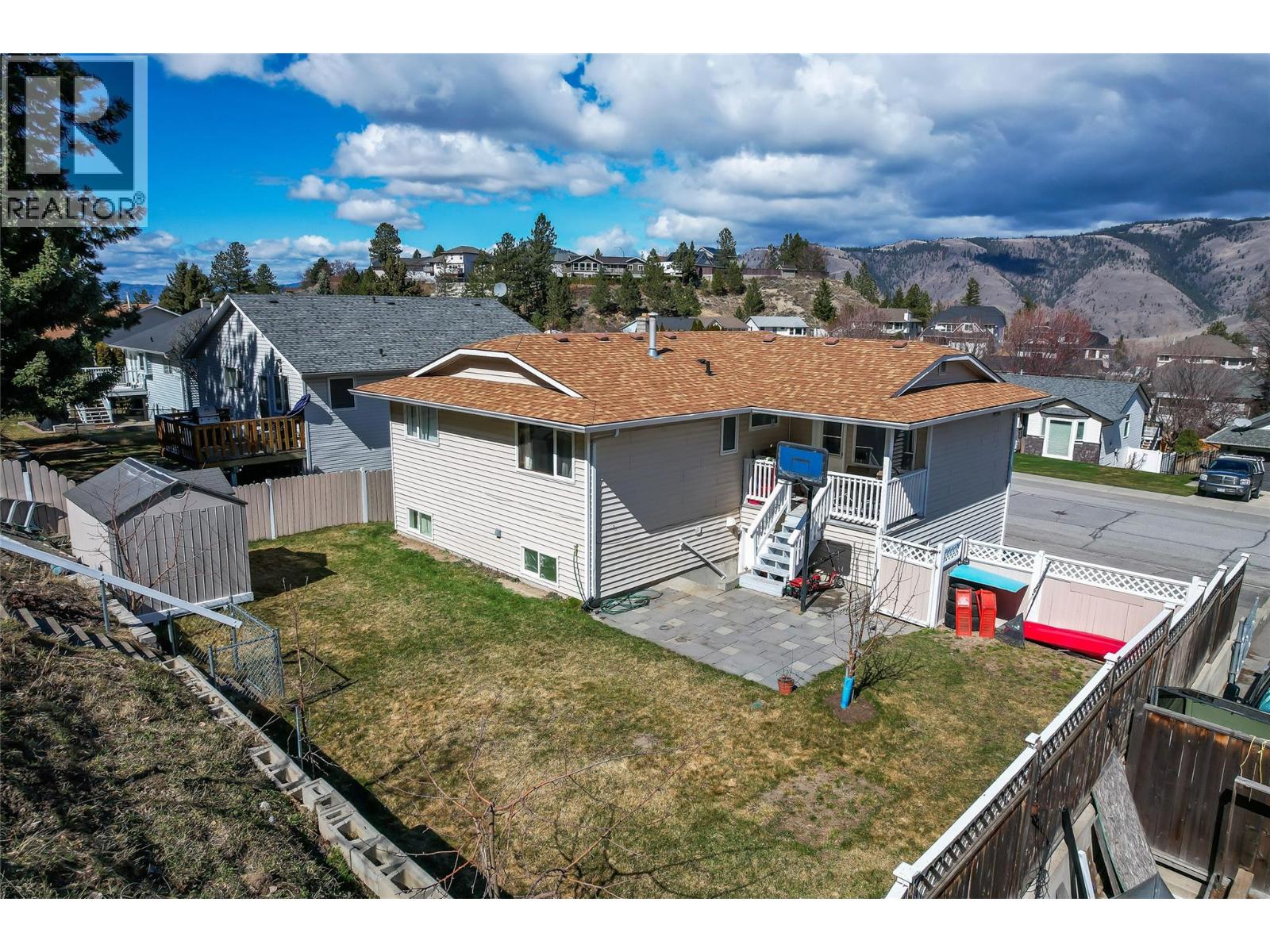 2727 Qu'appelle Boulevard, Kamloops, British Columbia  V2E 2J9 - Photo 6 - 10382775