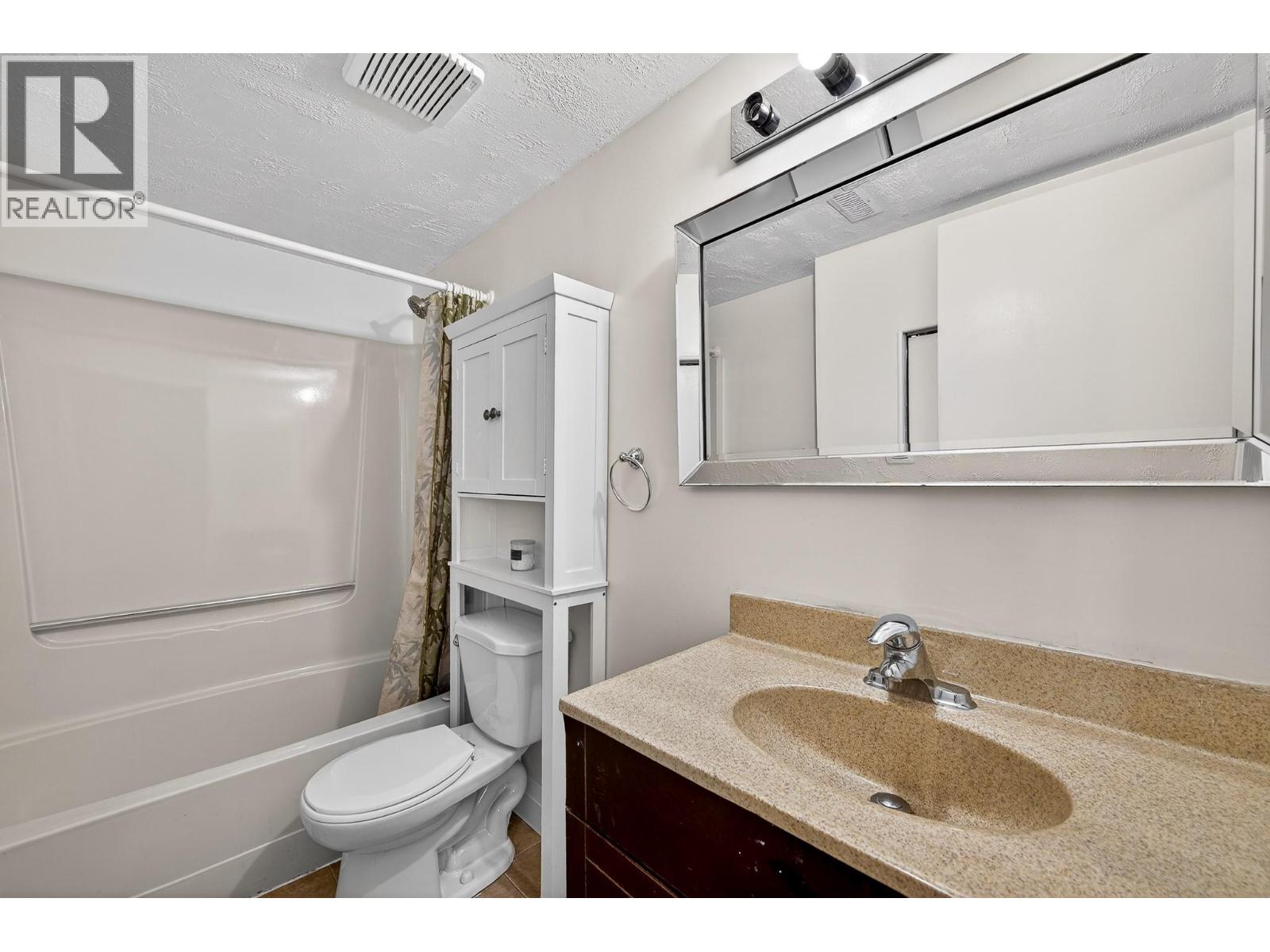 2727 Qu'appelle Boulevard, Kamloops, British Columbia  V2E 2J9 - Photo 36 - 10382775