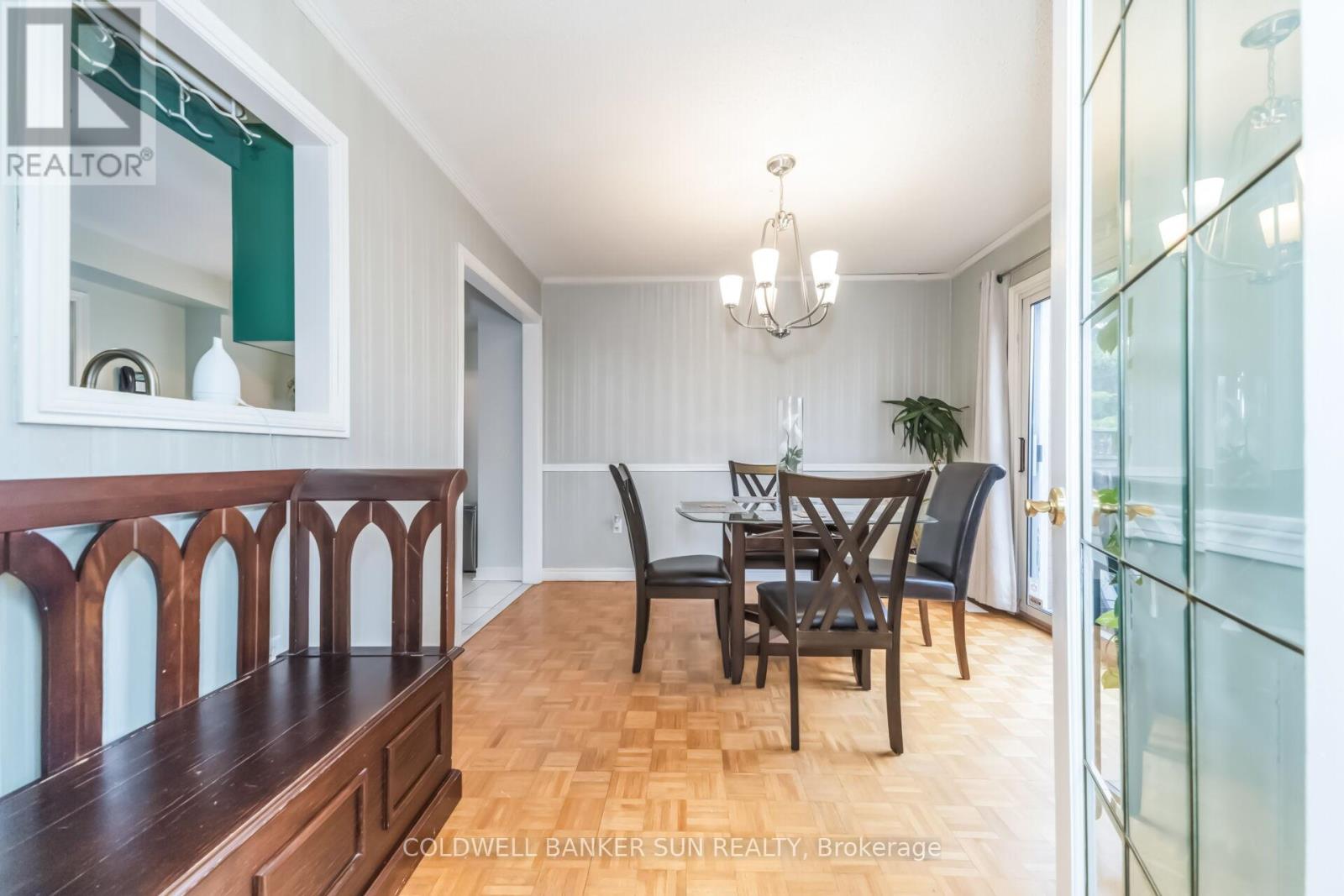 240 Pressed Brick Drive, Brampton, Ontario L6V 4L3 - Photo 10 - W13000694