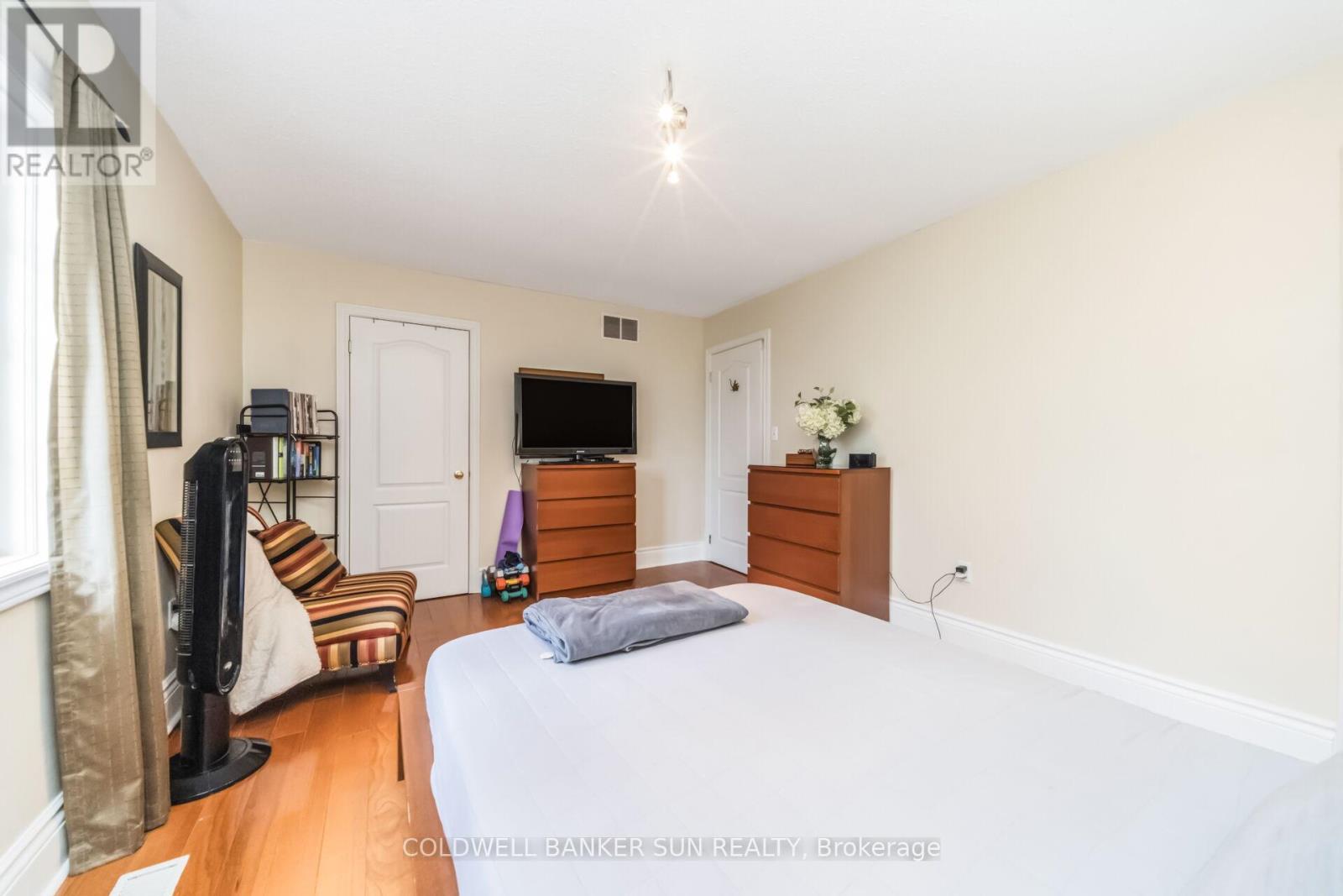 240 Pressed Brick Drive, Brampton, Ontario L6V 4L3 - Photo 34 - W13000694