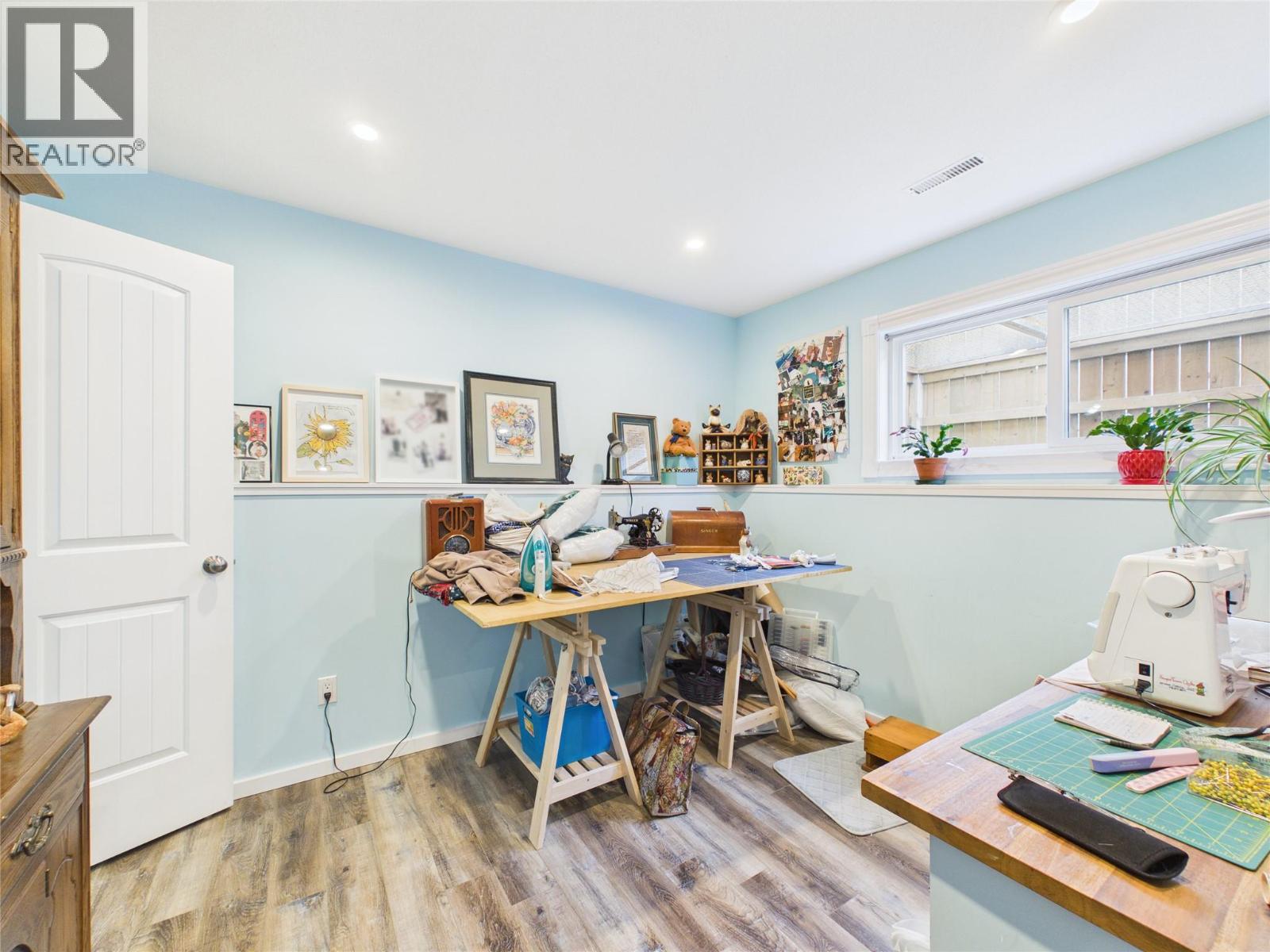 2220 3a Street S, Cranbrook, British Columbia  V1C 5K6 - Photo 29 - 10383635