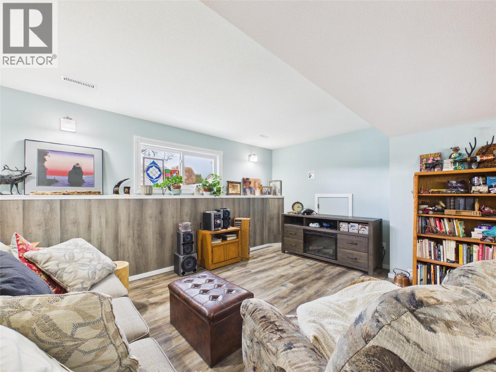 2220 3a Street S, Cranbrook, British Columbia  V1C 5K6 - Photo 22 - 10383635