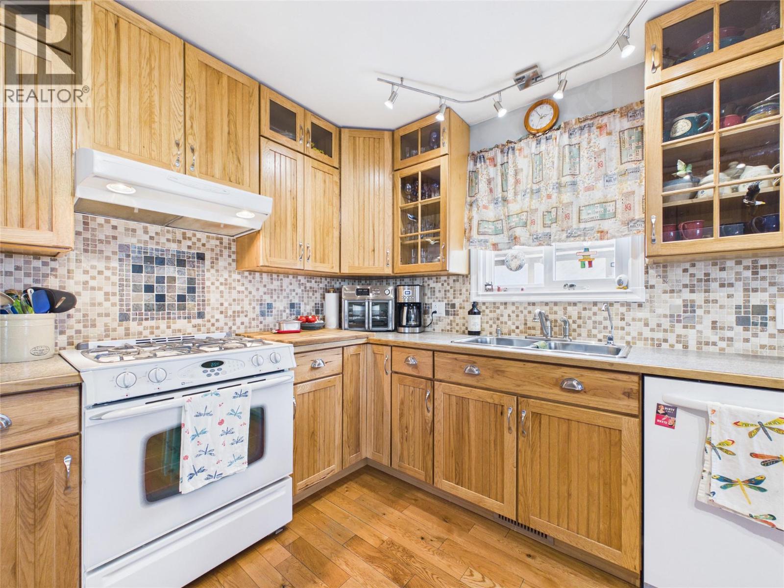 2220 3a Street S, Cranbrook, British Columbia  V1C 5K6 - Photo 15 - 10383635