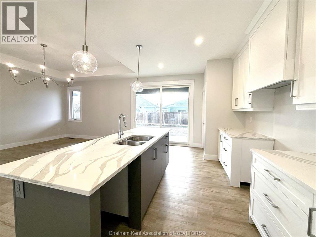 33 Duskridge Road, Chatham, Ontario  N7L 0G7 - Photo 5 - 26008352