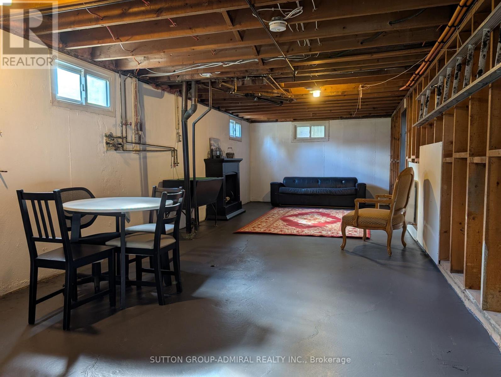 Photo 18 of 23 for 165 King Edward Avenue