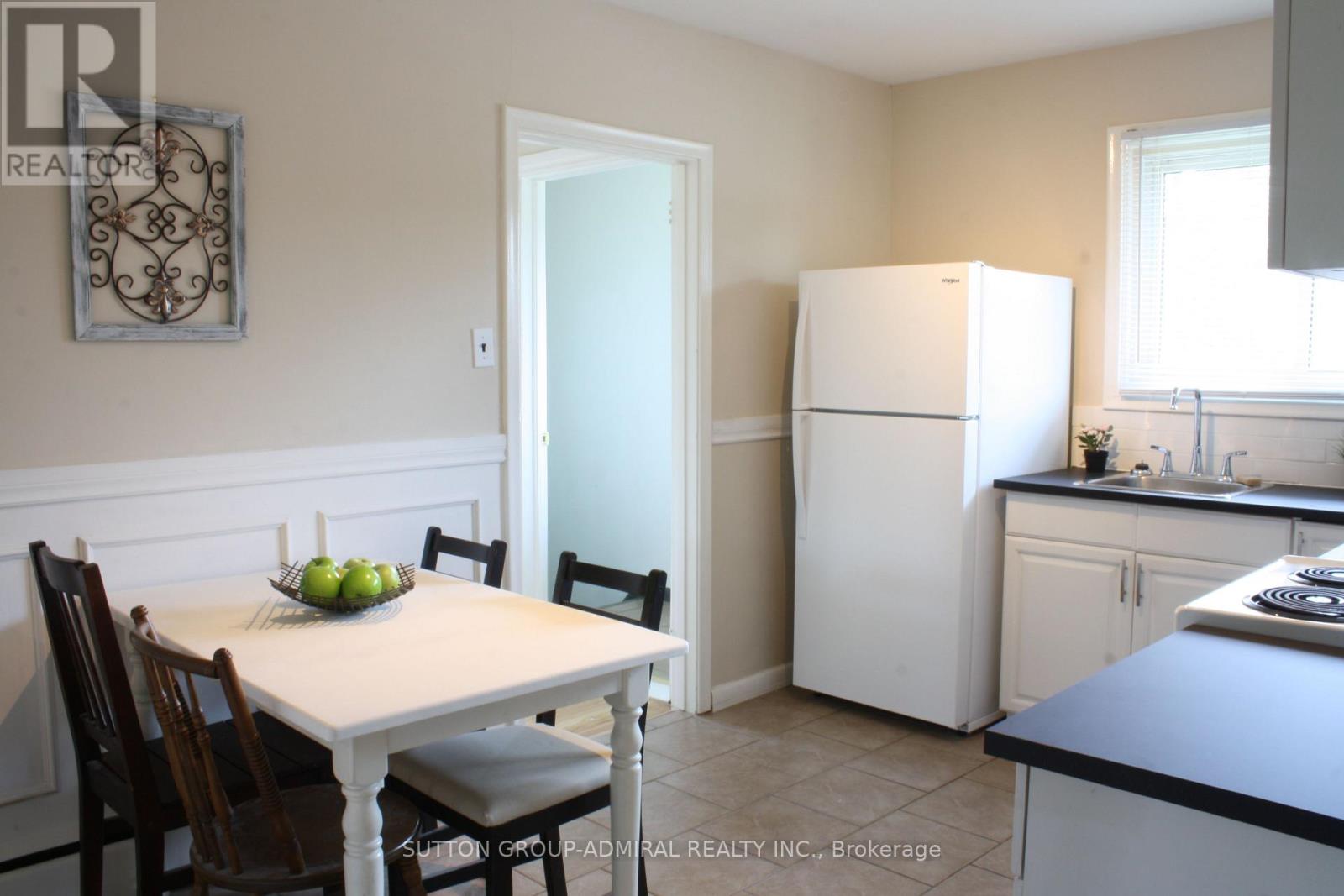 165 King Edward Avenue, London South, Ontario  N5Z 3T5 - Photo 4 - X12978426