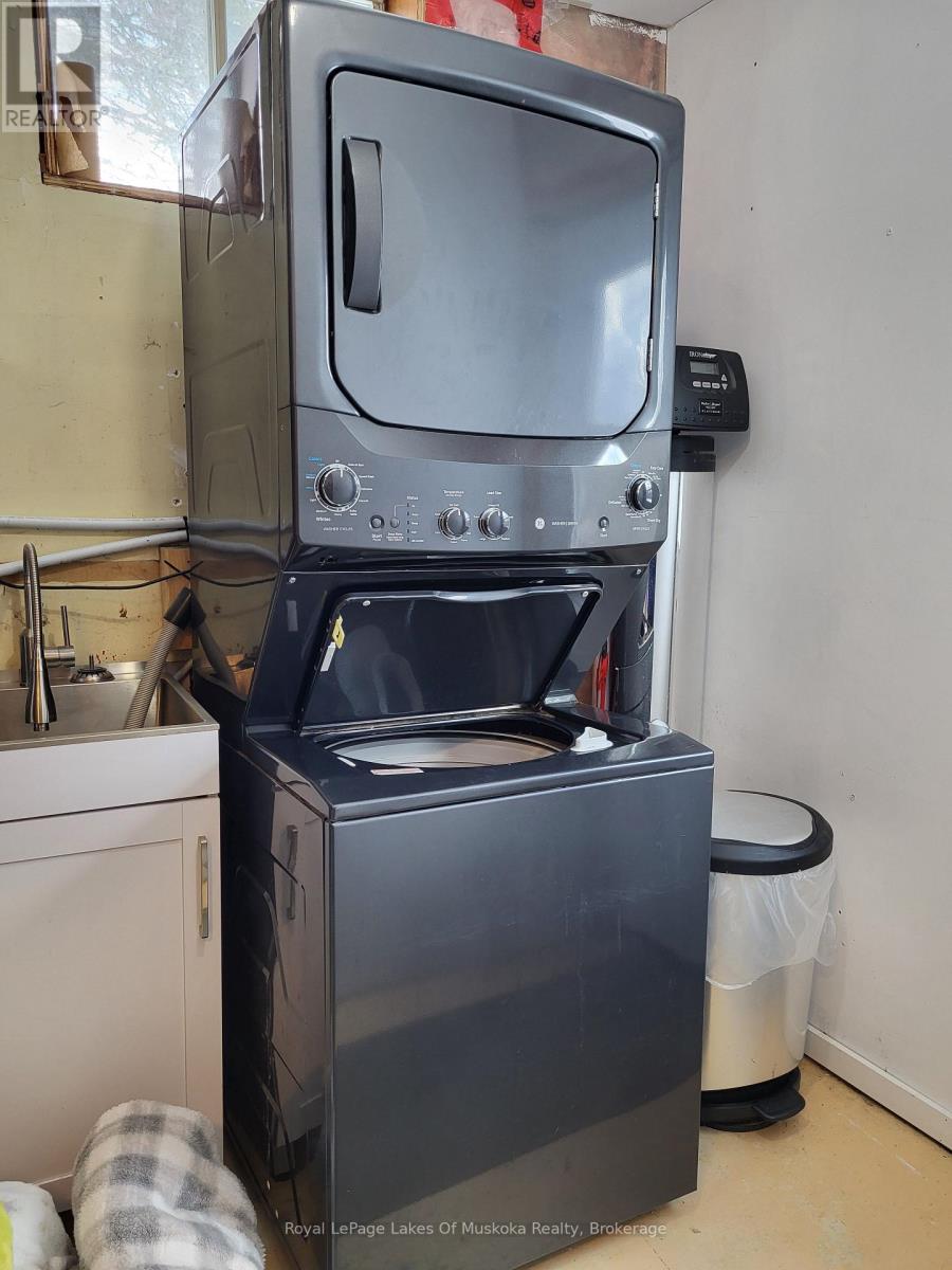 Lower Level - 273 Skyhills Road, Huntsville, Ontario  P1H 2J2 - Photo 11 - X12947050