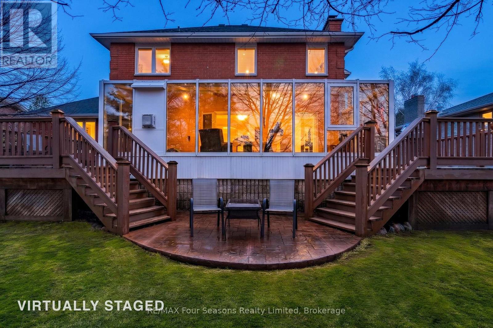 16 Carmichael Crescent, Collingwood, Ontario  L9Y 4R6 - Photo 2 - S13003460