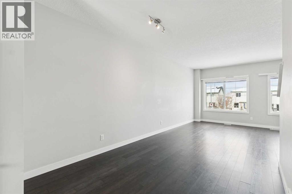 2506 Jumping Pound Common, Cochrane, Alberta  T4C 2L1 - Photo 12 - A2297101