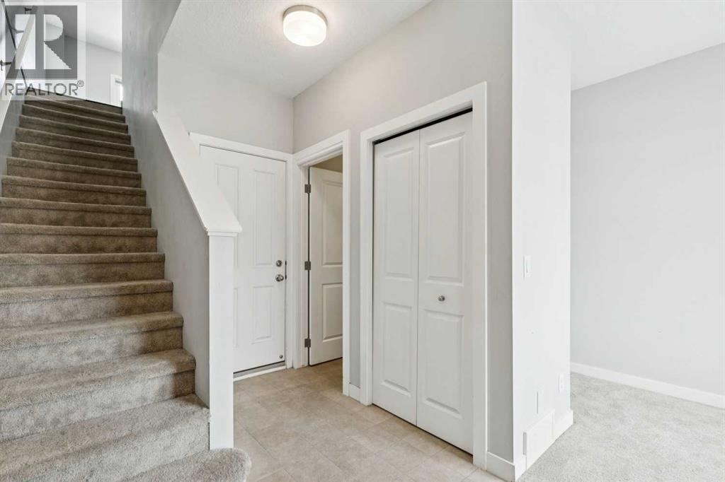 2506 Jumping Pound Common, Cochrane, Alberta  T4C 2L1 - Photo 2 - A2297101