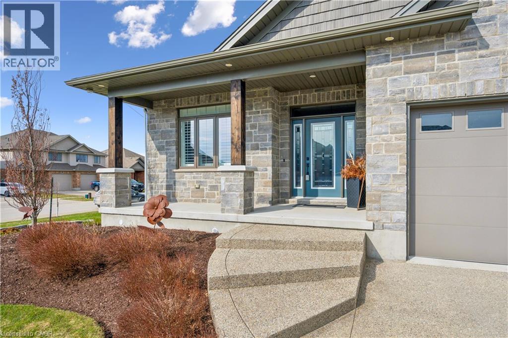 120 Village Road, Wellesley, Ontario N0B 2T0 - Photo 4 - 40805053