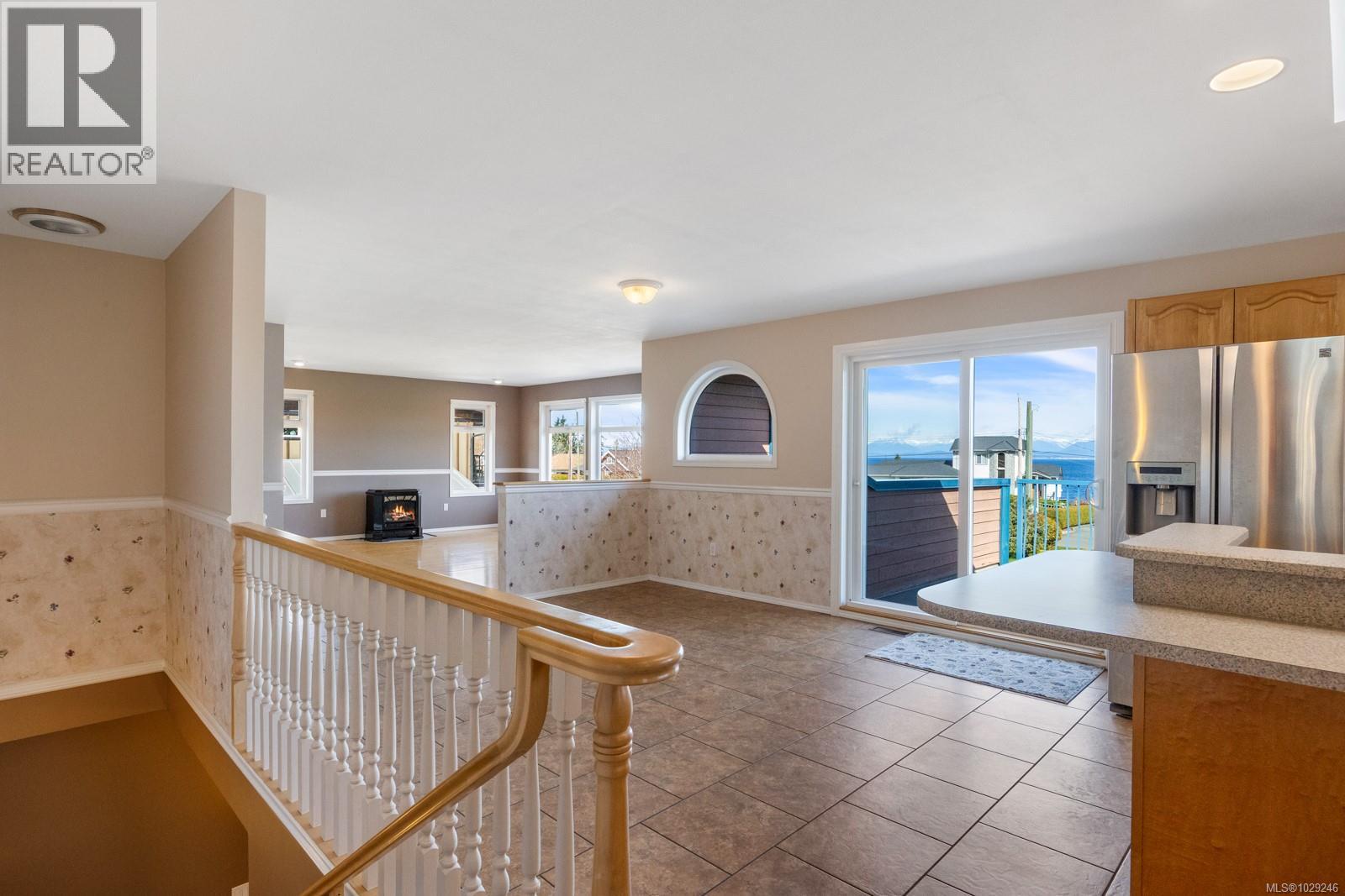 6349 Eagles Dr, Courtenay, British Columbia  V9J 1V4 - Photo 19 - 1029246