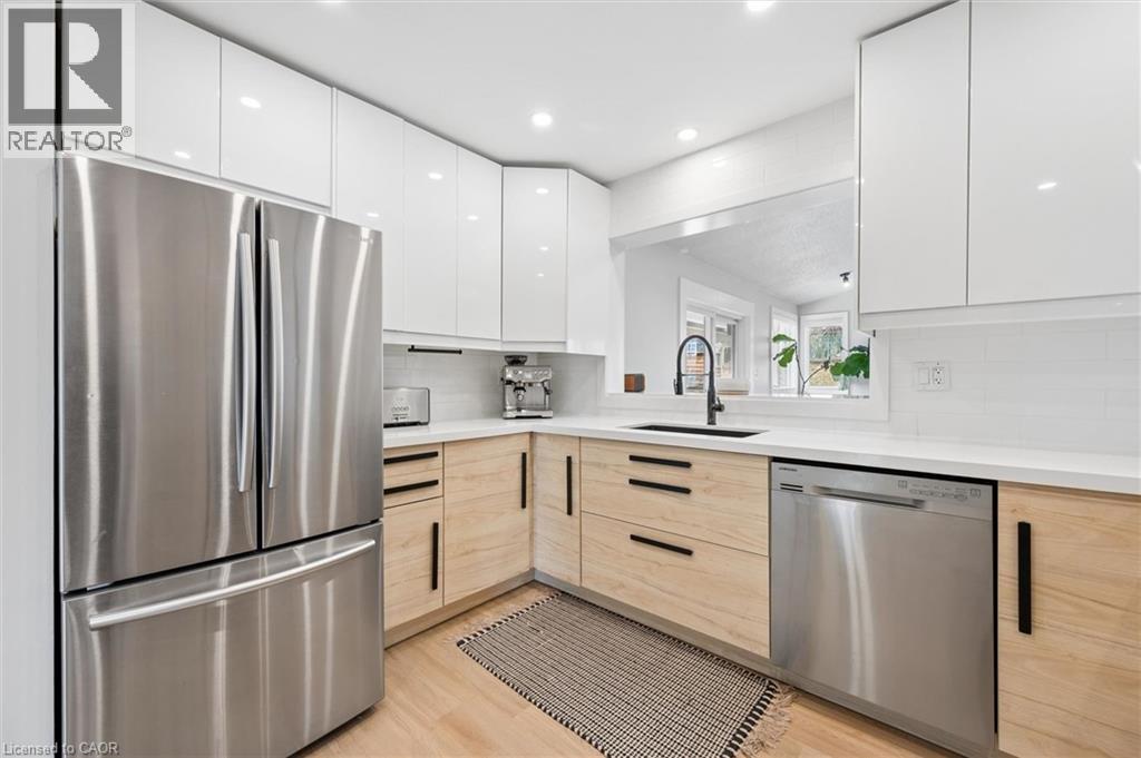 220 Mayfield Avenue, Waterloo, Ontario  N2J 3S5 - Photo 11 - 40816739