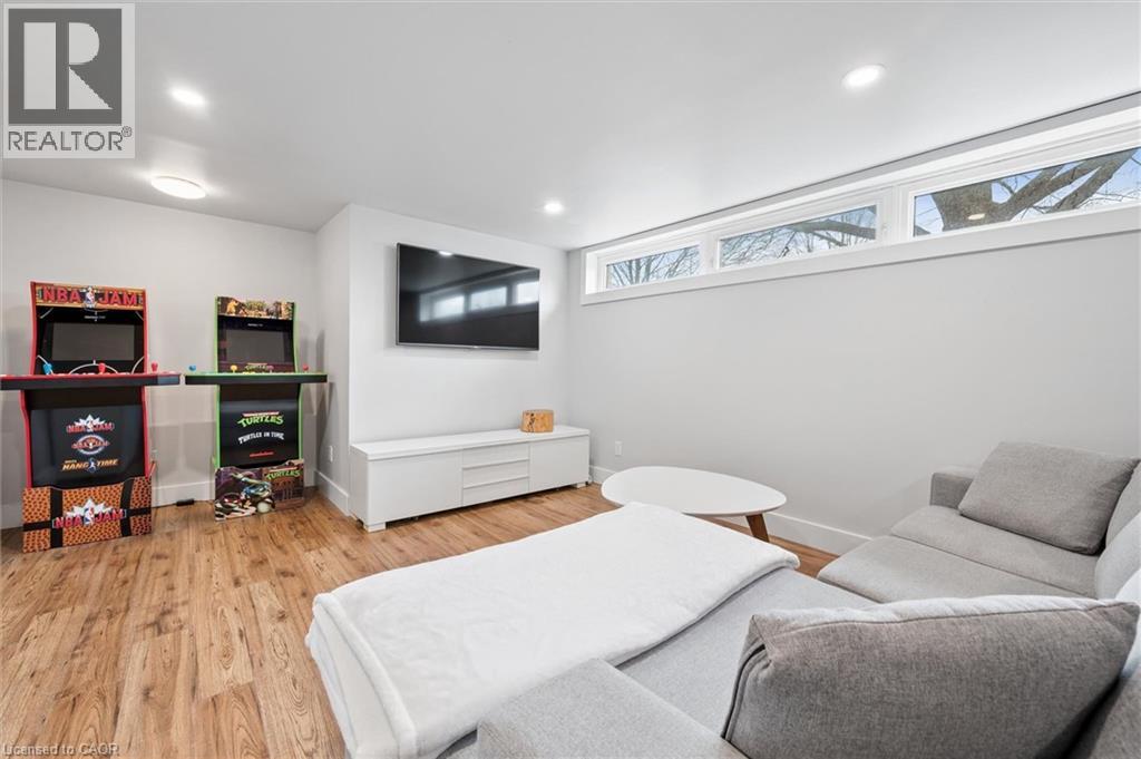 220 Mayfield Avenue, Waterloo, Ontario  N2J 3S5 - Photo 27 - 40816739