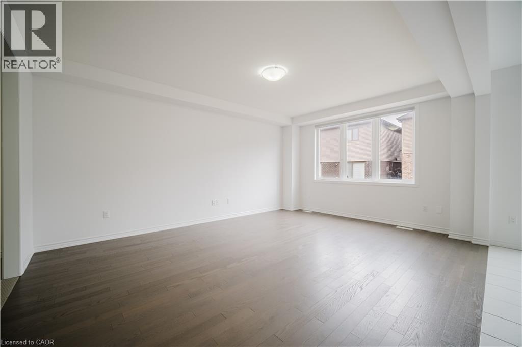 19 Mclaren Avenue, Brantford, Ontario  N3T 0T4 - Photo 7 - 40821467