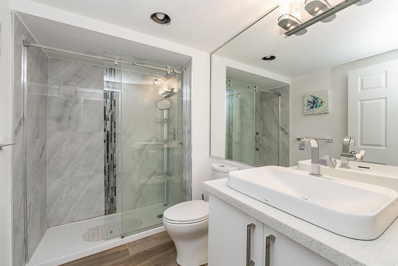 104 1441 Blackwood Street, White Rock, British Columbia  V4B 3V6 - Photo 12 - R3112172