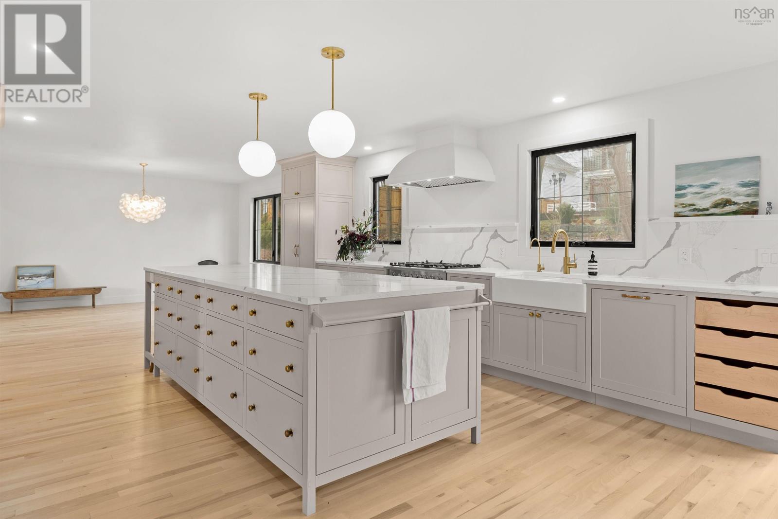 5968 Campbell Drive, Halifax, Nova Scotia  B3H 1E3 - Photo 6 - 202607638