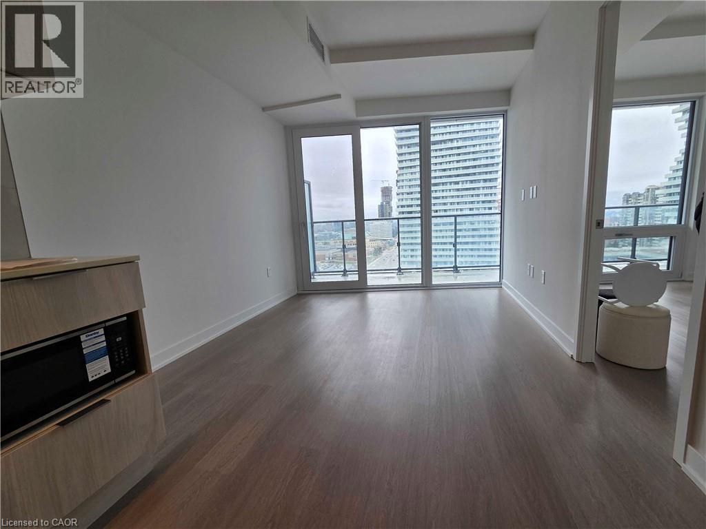 448 Burnhamthorpe Road W Unit# 1306, Mississauga, Ontario  L5B 0R4 - Photo 2 - 40818284