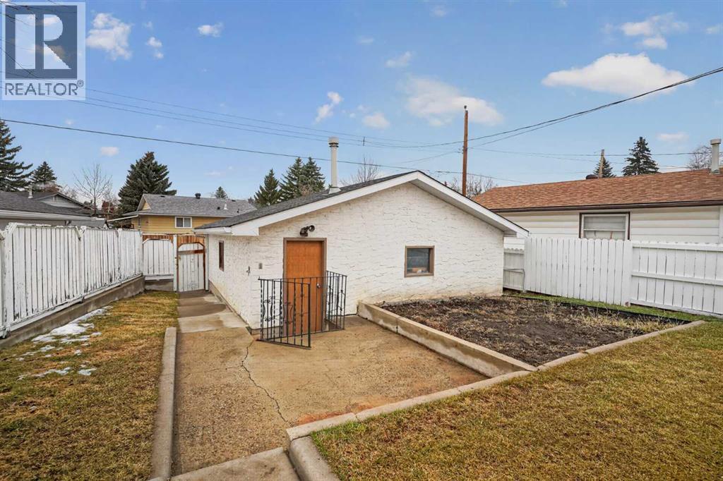 4119 Doverview Drive SE, Calgary, Alberta  T2B 1Z1 - Photo 37 - A2297496