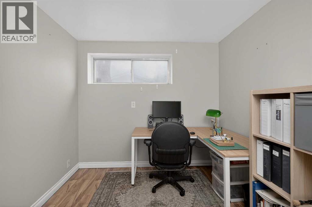 4119 Doverview Drive SE, Calgary, Alberta  T2B 1Z1 - Photo 28 - A2297496