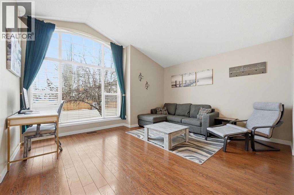 15 Cranberry Square Se, Calgary, Alberta  T3M 1J4 - Photo 5 - A2301535