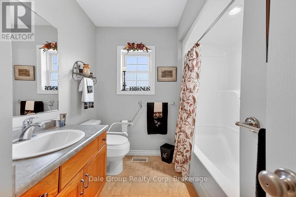 68 Cherokee Lane S, Ashfield-Colborne-Wawanosh, Ontario  N7A 3Y2 - Photo 17 - X13006918