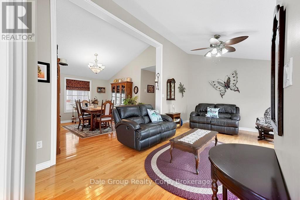 68 Cherokee Lane S, Ashfield-Colborne-Wawanosh, Ontario  N7A 3Y2 - Photo 4 - X13006918