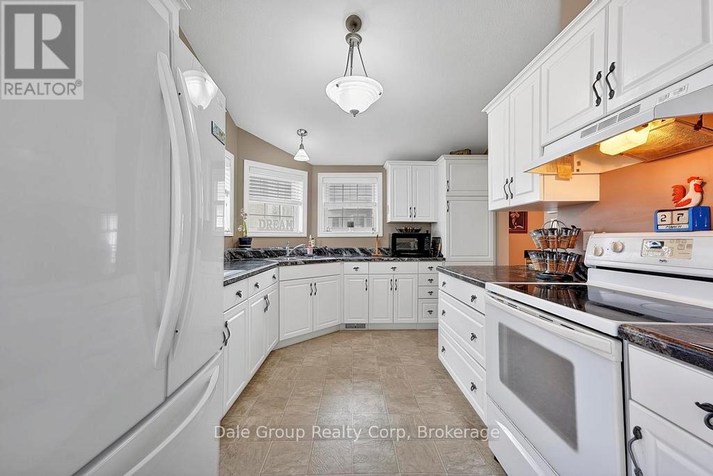 68 Cherokee Lane S, Ashfield-Colborne-Wawanosh, Ontario  N7A 3Y2 - Photo 9 - X13006918