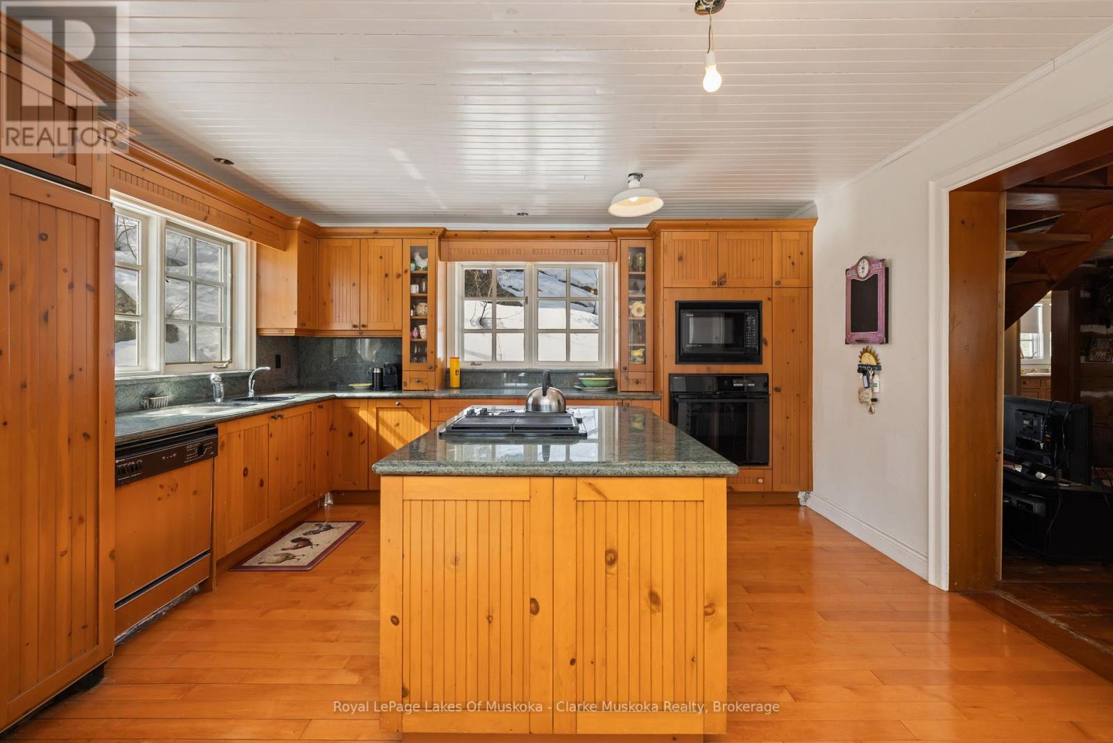 250 Clear Lake Road, Seguin, Ontario  P2A 2W8 - Photo 13 - X13007084