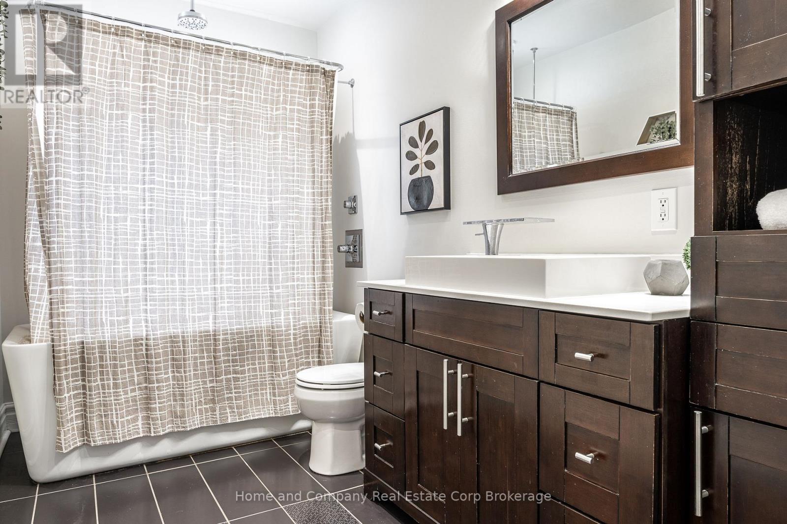 37 West Gore Street, Stratford, Ontario  N5A 1J9 - Photo 25 - X13007096