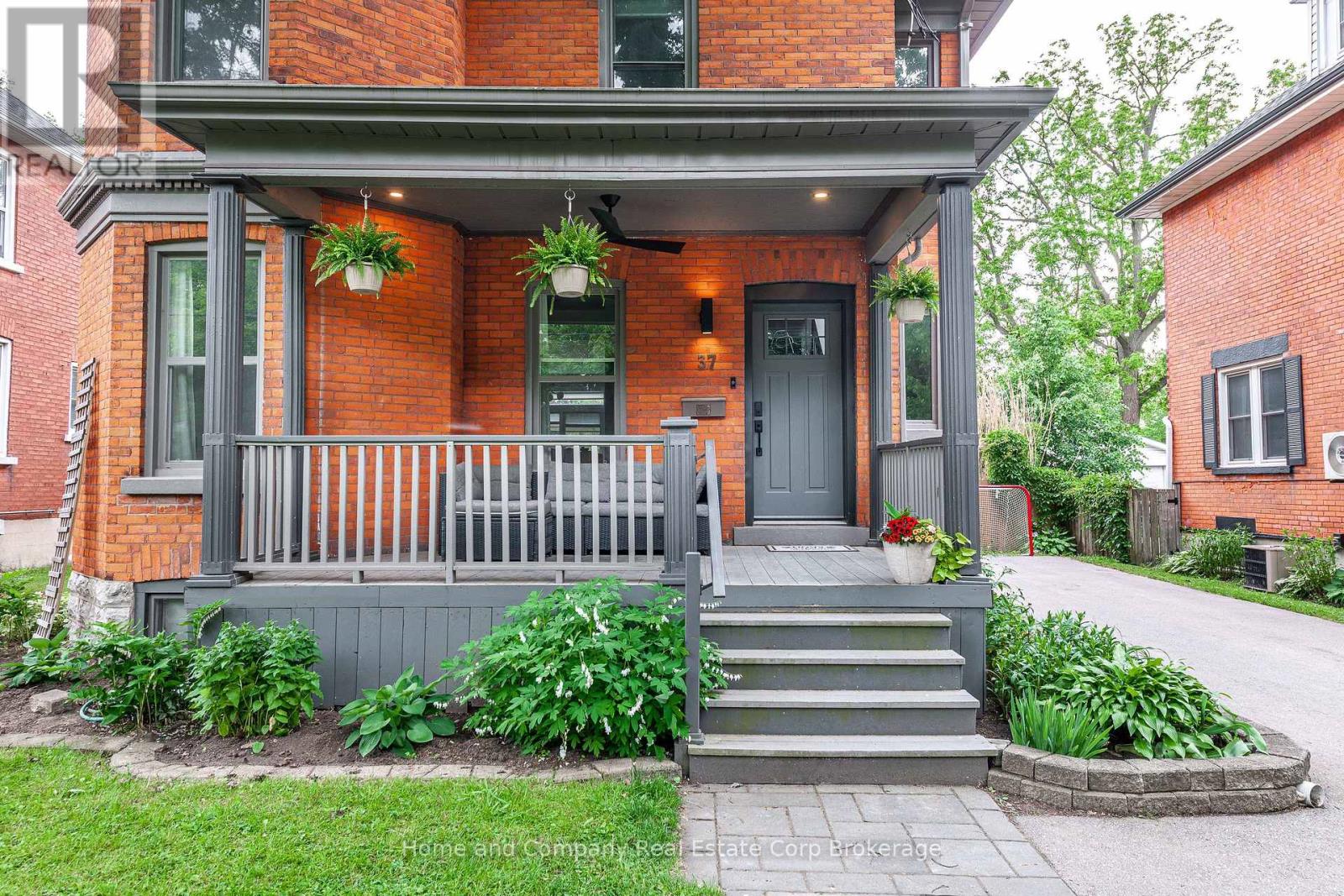 37 West Gore Street, Stratford, Ontario  N5A 1J9 - Photo 6 - X13007096