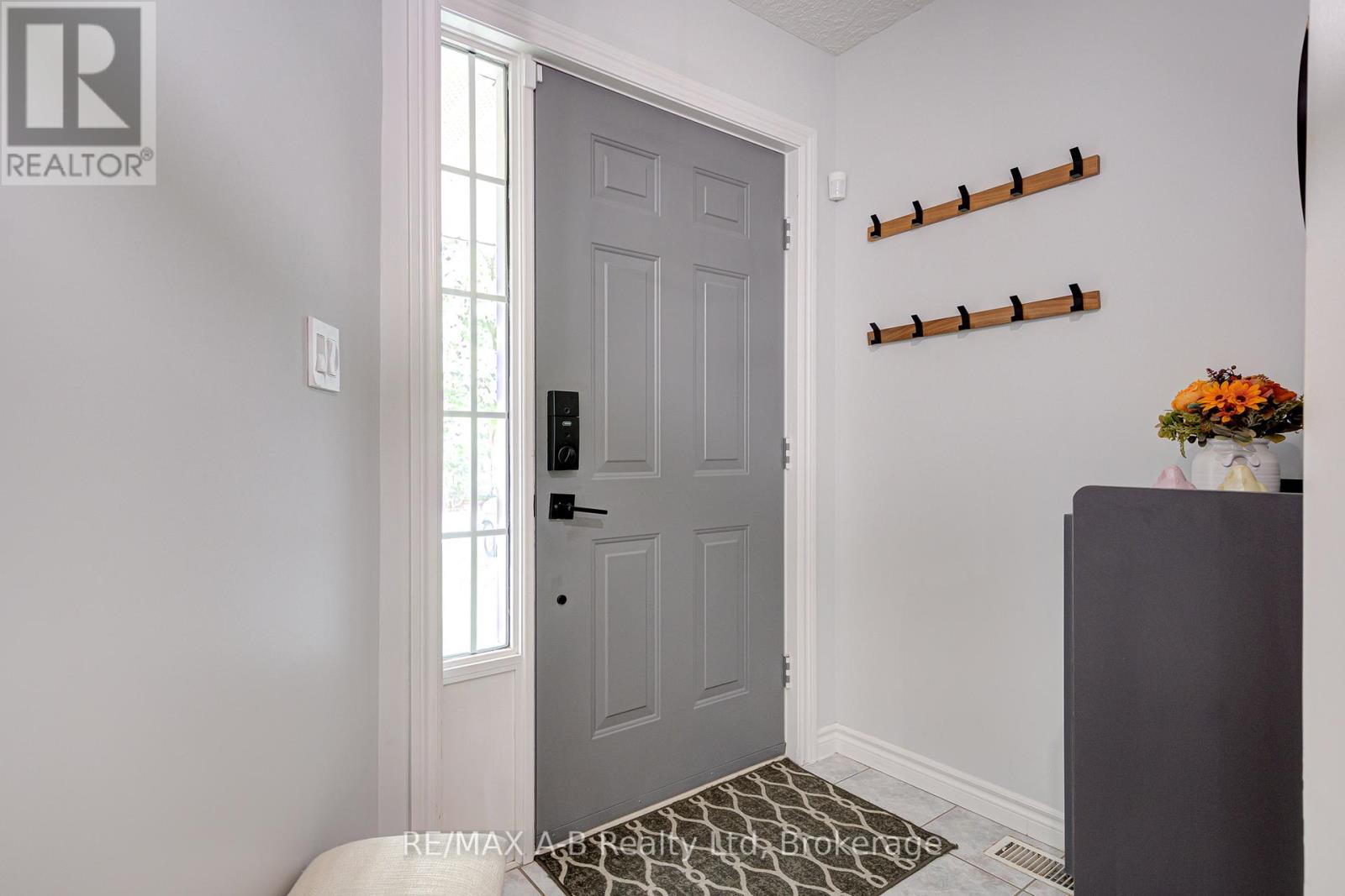 430 Brunswick Street N, Stratford, Ontario  N5A 3N4 - Photo 2 - X13007214