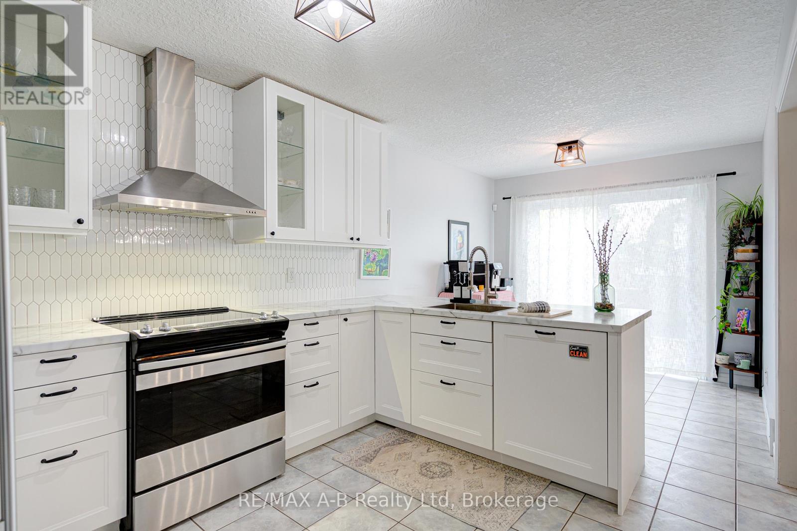 430 Brunswick Street N, Stratford, Ontario  N5A 3N4 - Photo 8 - X13007214