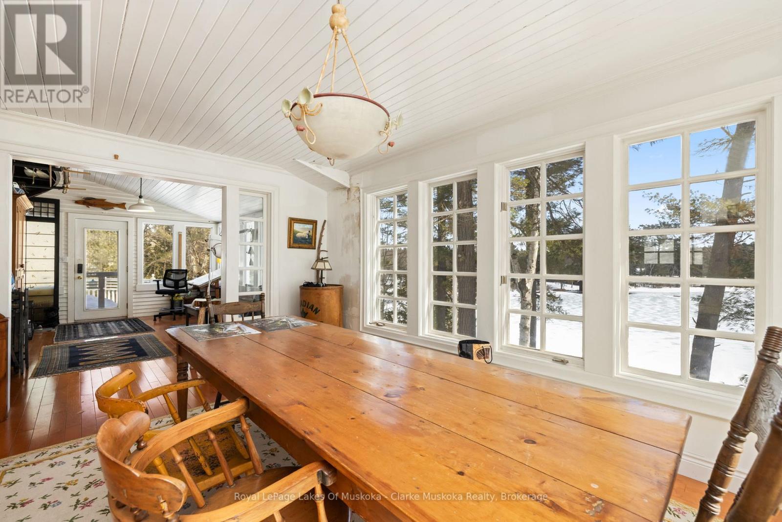 250 & 252 Clear Lake Road, Seguin, Ontario  P2A 2W8 - Photo 8 - X13007248