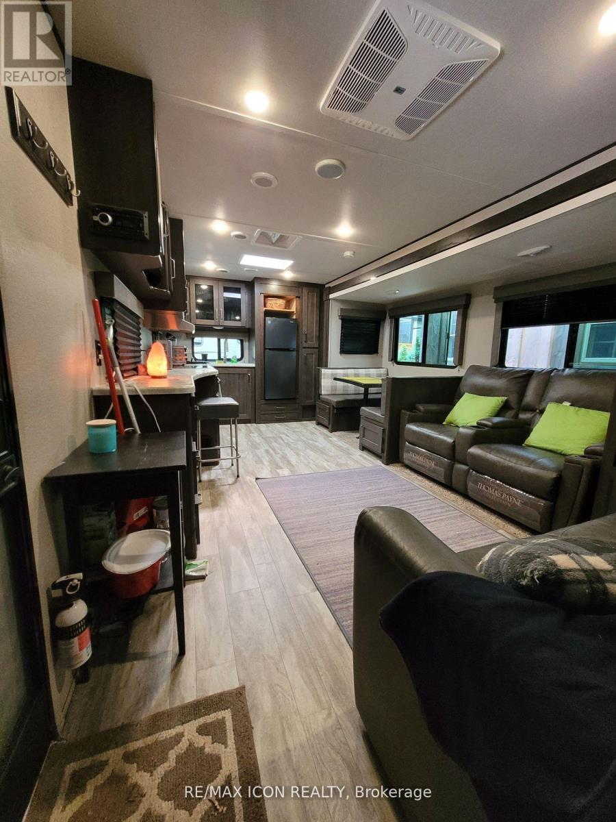 276 - 76735 Wildwood Line, Bluewater, Ontario  N0M 1G0 - Photo 2 - X13006958