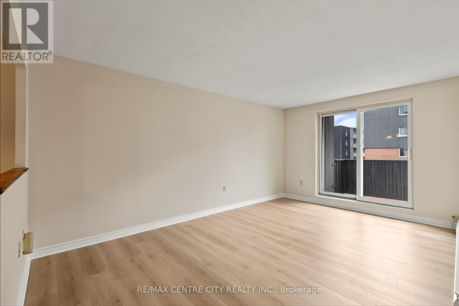 Photo 12 of 19 for 407 - 1100 Jalna Boulevard